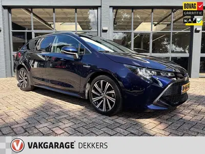 Toyota Corolla 1.8 Hybrid Business Plus uit 2021