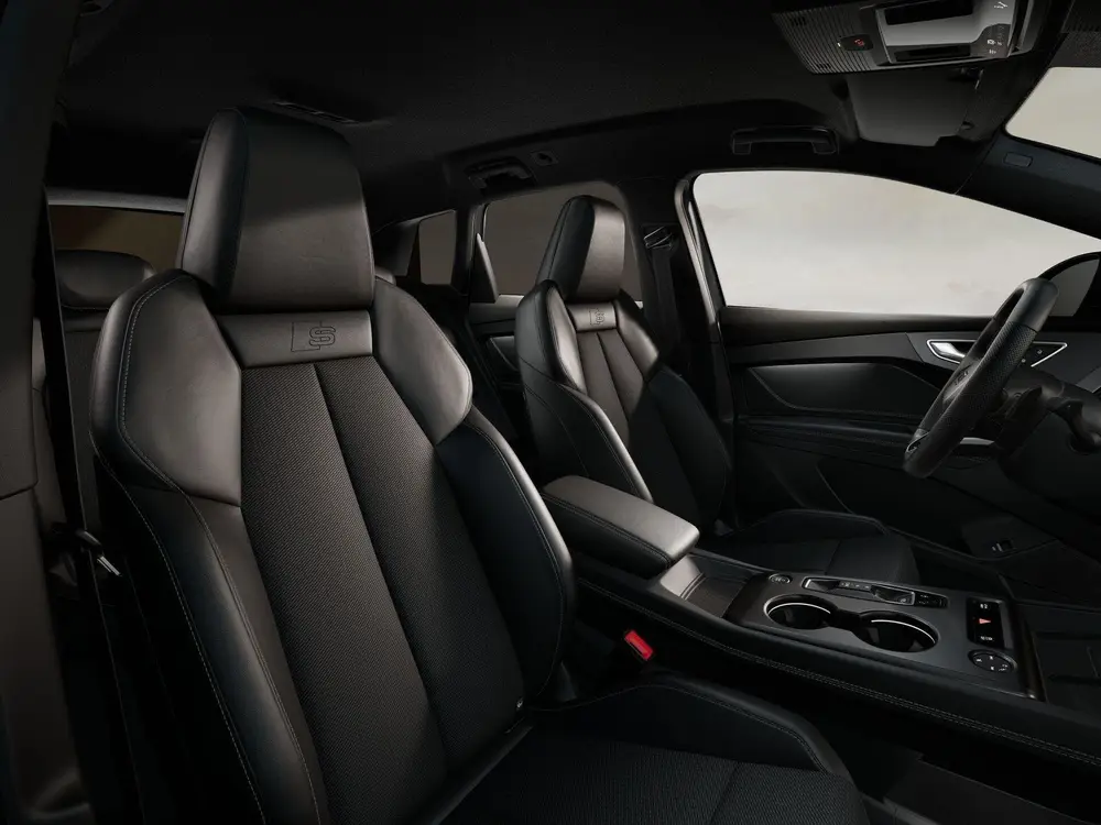 Audi Q4 e-tron 286pk S Edition 82 kWh uit 2026, foto 4