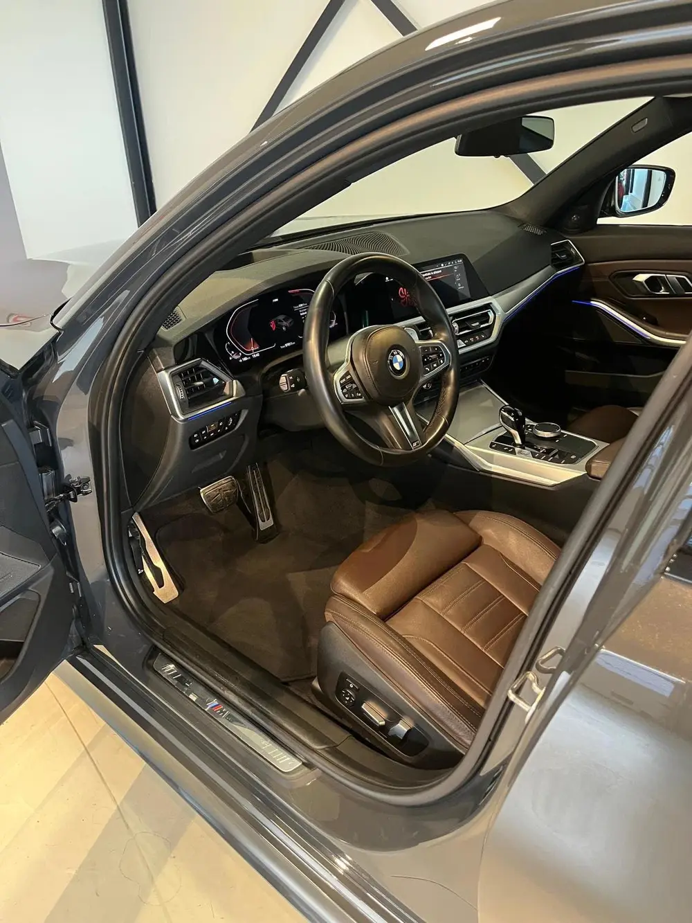 BMW 3-Serie 330i High Executive Edition|M-sport|Head-up|Stoe uit 2019, foto 19