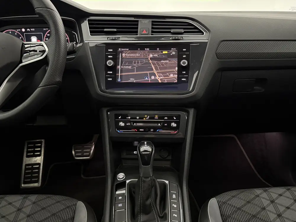 Volkswagen Tiguan 1.5 TSI R-Line Business+ | H/K | Pano | Ca uit 2021, foto 19