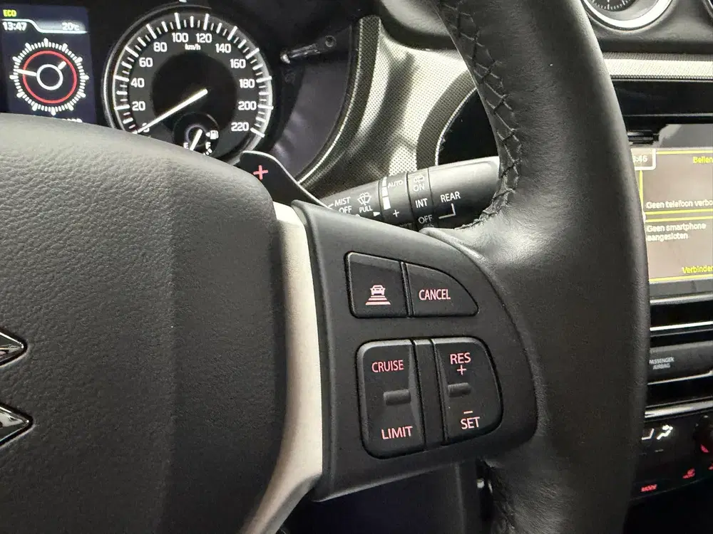 Suzuki Vitara 1.5 Hybrid Style uit 2023, foto 20