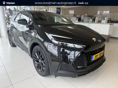 Toyota C-HR 2.0 Plug-in Hybrid 220 Black Edition Demo uit 2025