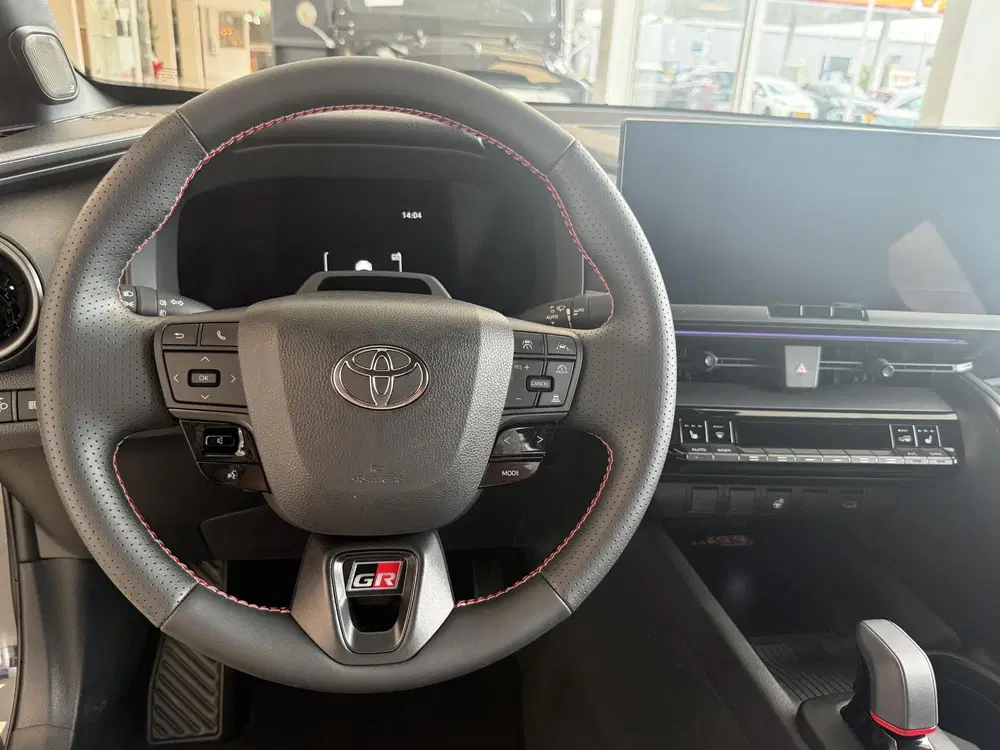 Toyota C-HR 2.0 Plug-in Hybrid 220 Black Edition Demo uit 2025, foto 10