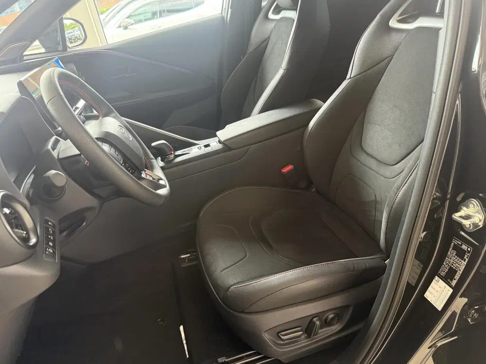 Toyota C-HR 2.0 Plug-in Hybrid 220 Black Edition Demo uit 2025, foto 7
