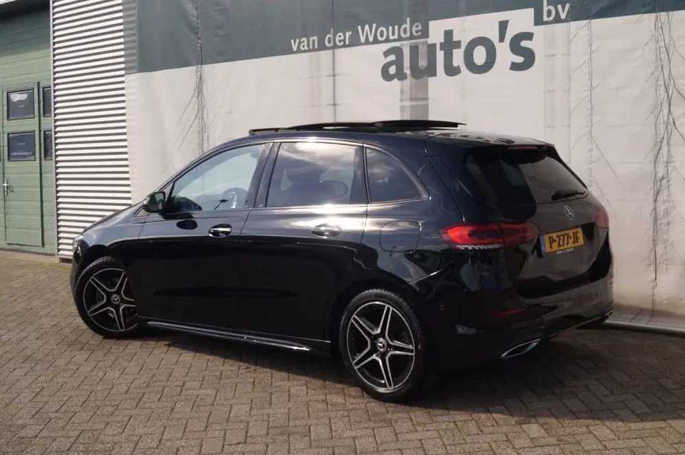 Mercedes-Benz B-Klasse 180 Automaat Business Solution AMG -P uit 2022, foto 6