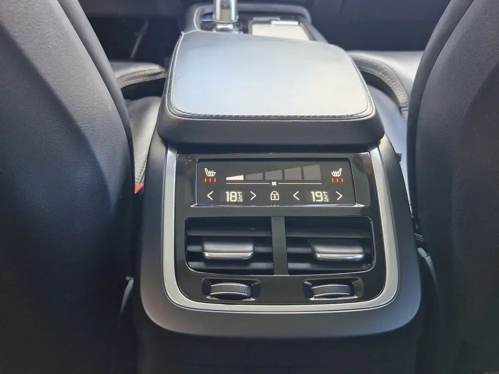 Volvo XC90 T8 Twin Engine AWD Inscription | head-up | camera uit 2019, foto 15