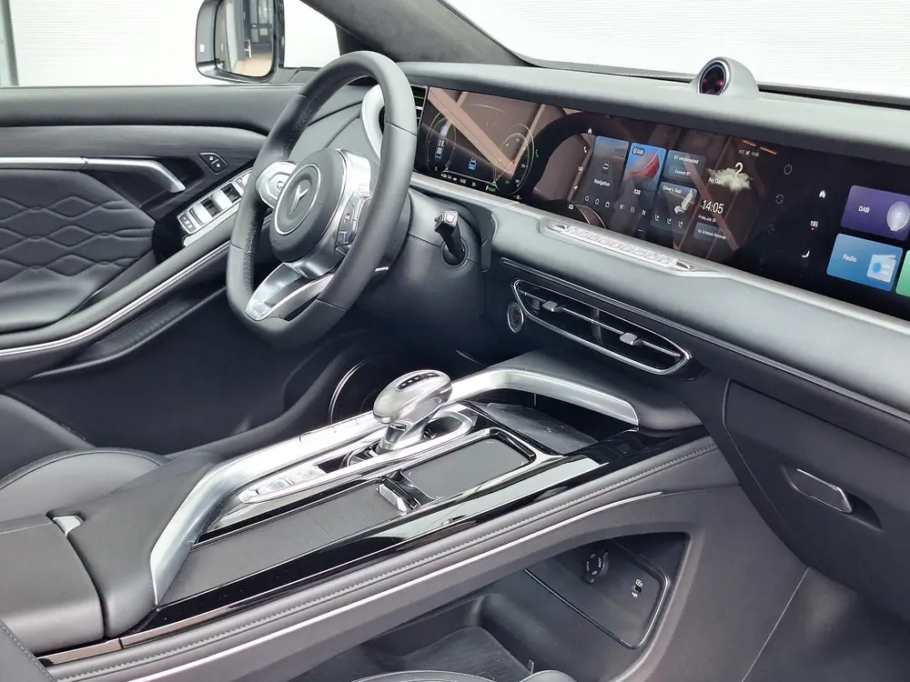 Voyah Free Flagship Edition 4WD 106 kWh | Black Line | Panor uit 2026, foto 12