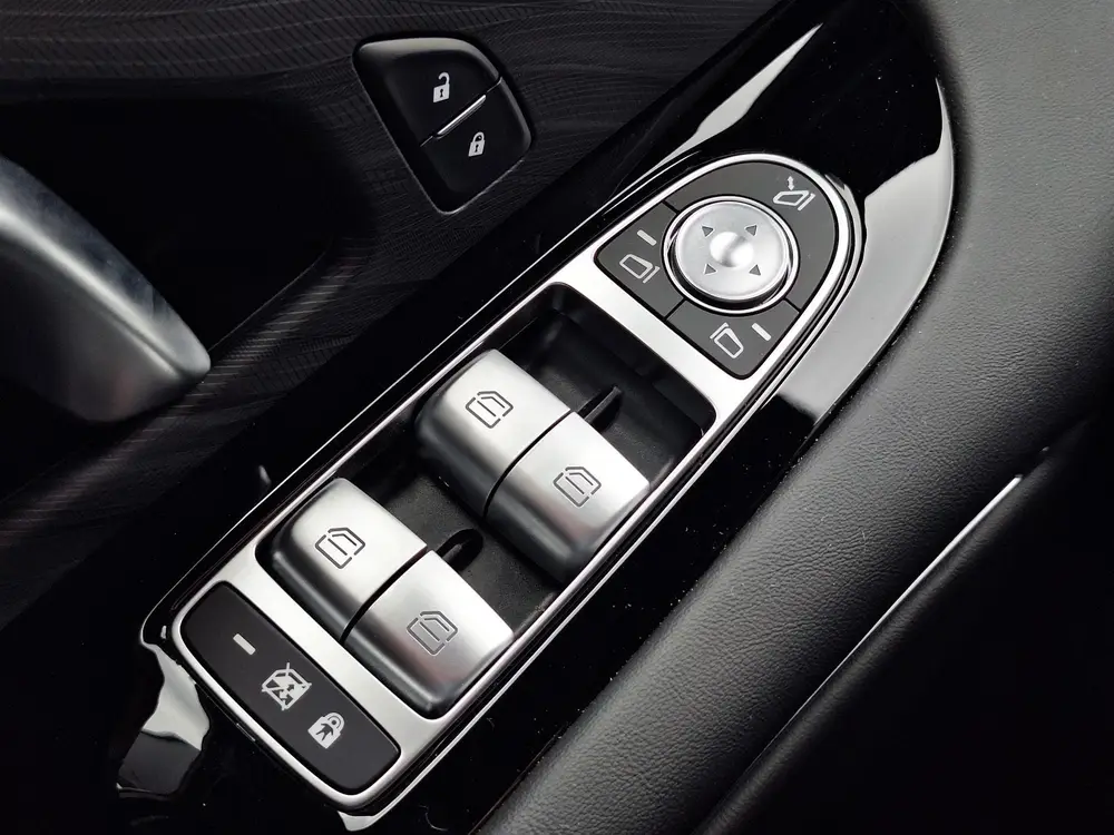 Voyah Free Flagship Edition 4WD 106 kWh | Black Line | Panor uit 2026, foto 13