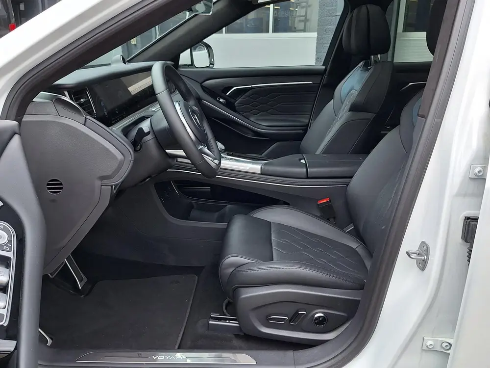 Voyah Free Flagship Edition 4WD 106 kWh | Black Line | Panor uit 2026, foto 7