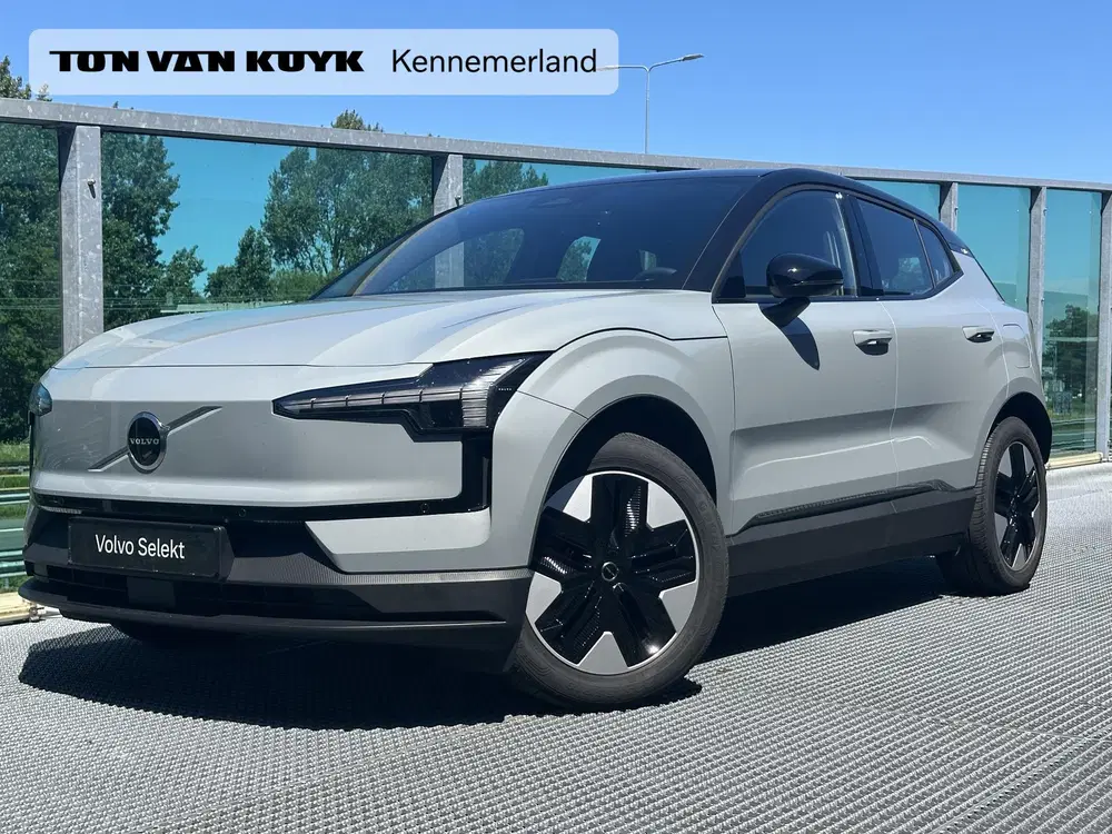 Volvo EX30 Single Motor Plus 51 kWh Automaat uit 2024