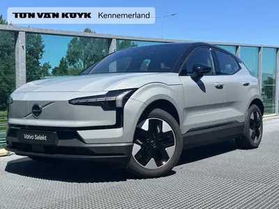 Volvo EX30 Single Motor Plus 51 kWh Automaat uit 2024