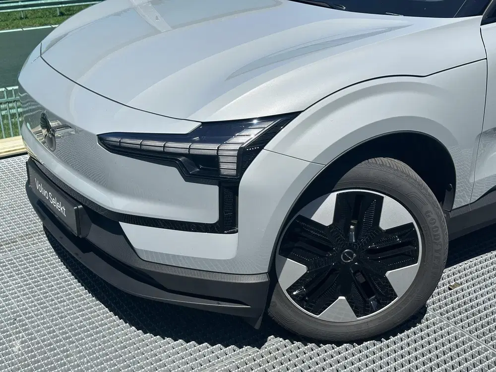 Volvo EX30 Single Motor Plus 51 kWh Automaat uit 2024, foto 12