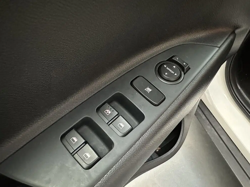 Kia Stonic 1.0 T-GDi MHEV DynamicLine uit 2025, foto 3