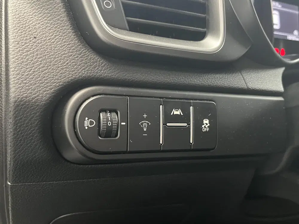 Kia Ceed 1.5 T-GDi DynamicLine uit 2025, foto 13