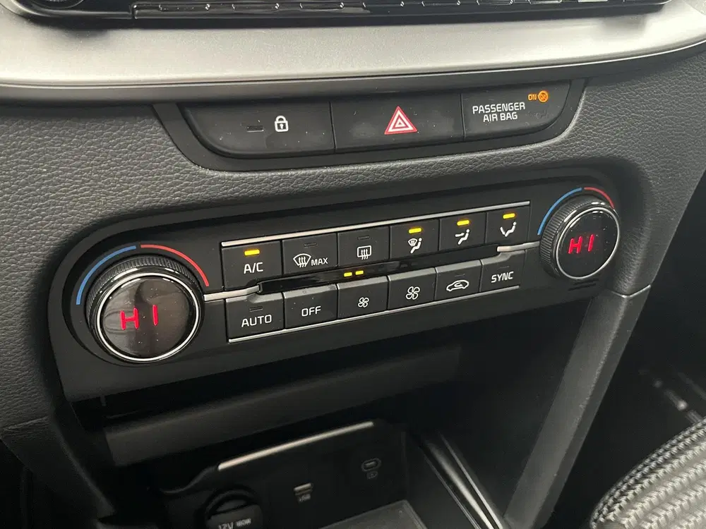 Kia Ceed 1.5 T-GDi DynamicLine uit 2025, foto 14