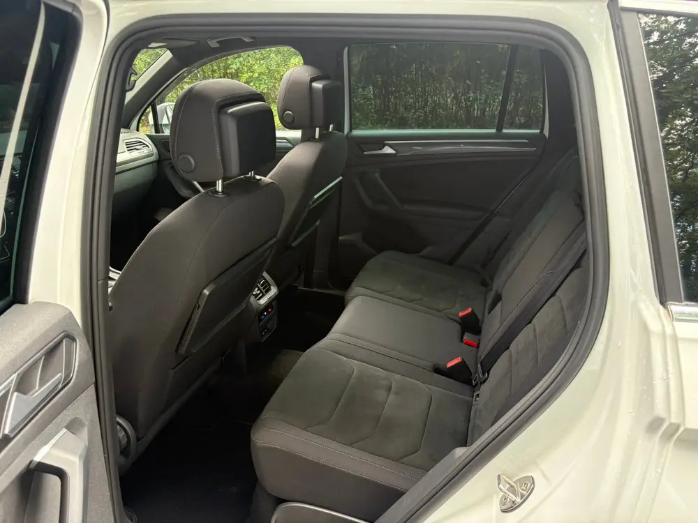Volkswagen Tiguan 2.0 TDI DSG 2020 R-Line 20’ Pano Top car uit 2020, foto 16