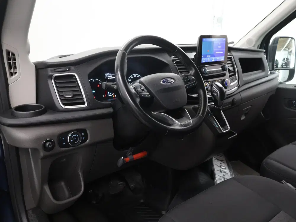 Ford Transit 350 uit 2021, foto 7