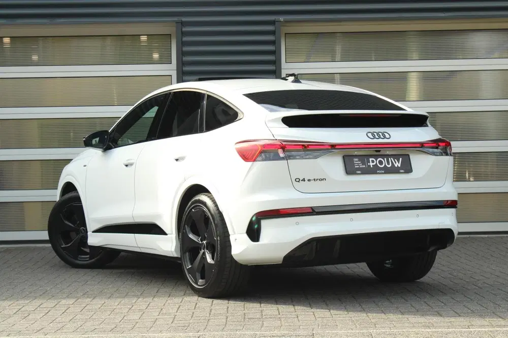 Audi Q4 e-tron 286pk S Edition 82 kWh uit 2026, foto 13