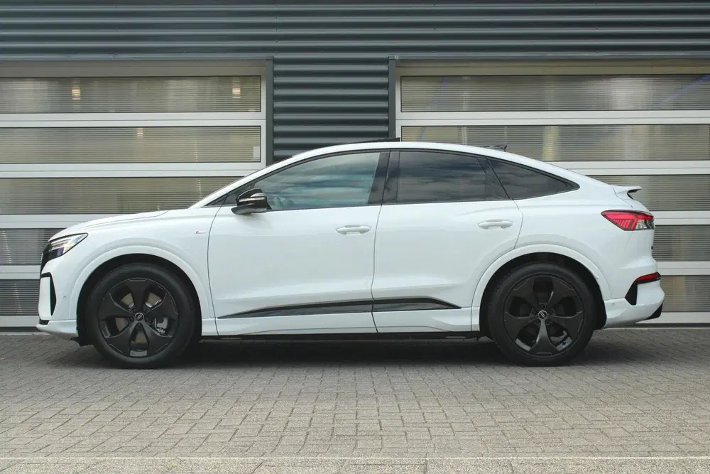Audi Q4 e-tron 286pk S Edition 82 kWh uit 2026, foto 14