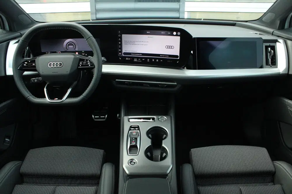Audi Q4 e-tron 286pk S Edition 82 kWh uit 2026, foto 5