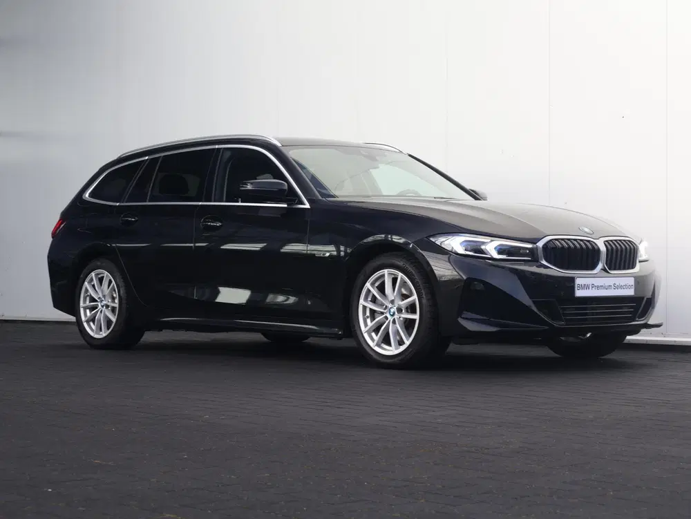 BMW 3-serie 320e uit 2022, foto 10