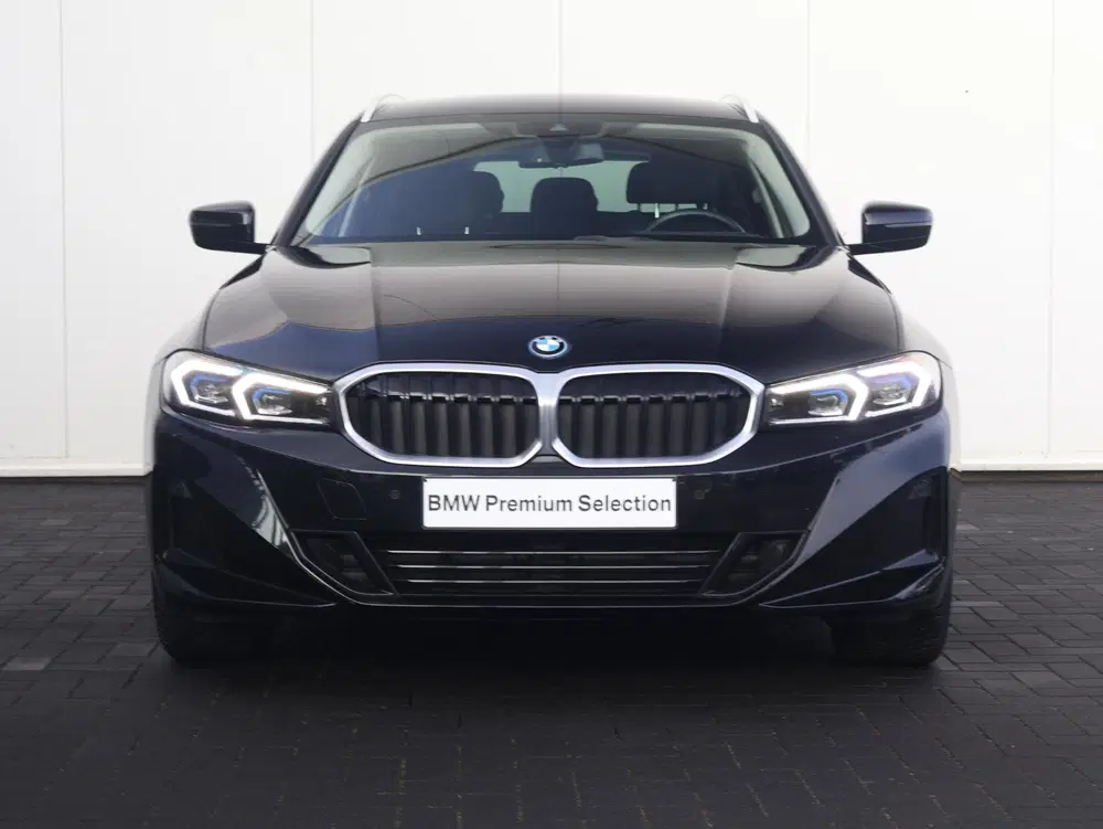 BMW 3-serie 320e uit 2022, foto 4