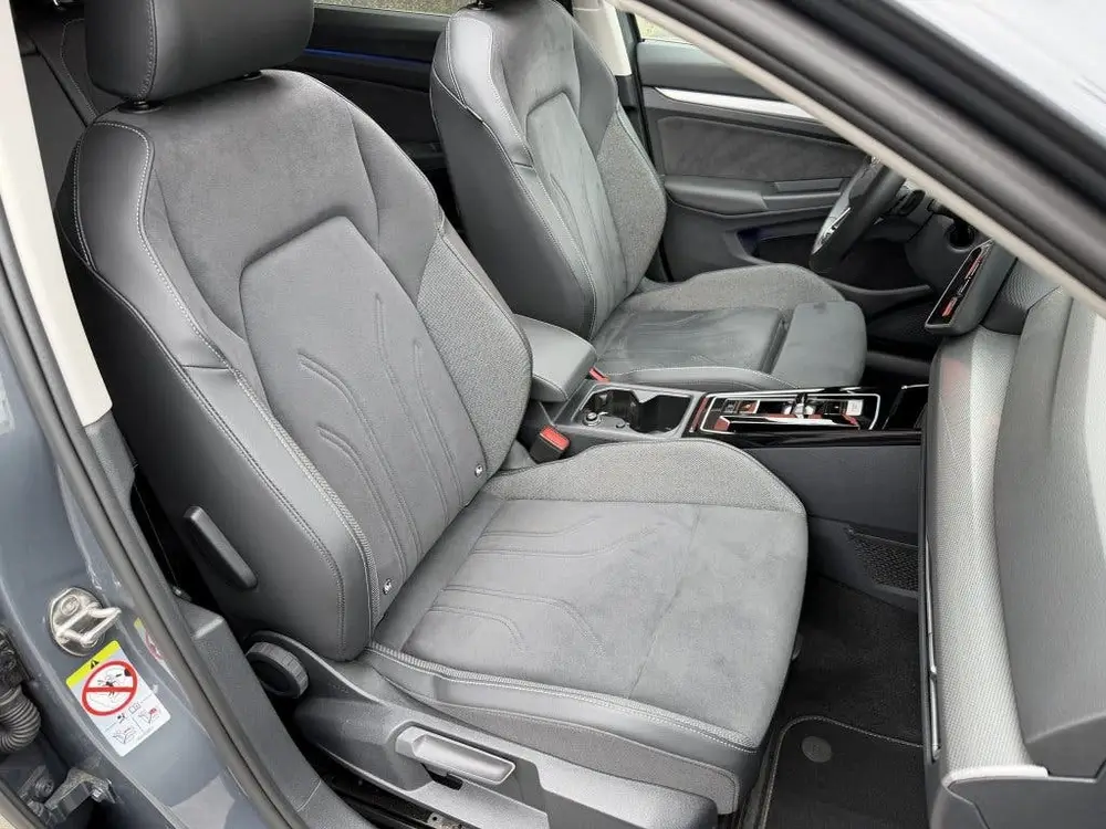 Volkswagen Golf Variant 1.5 eTSI Style 150Pk Pano 360 Camera uit 2024, foto 16