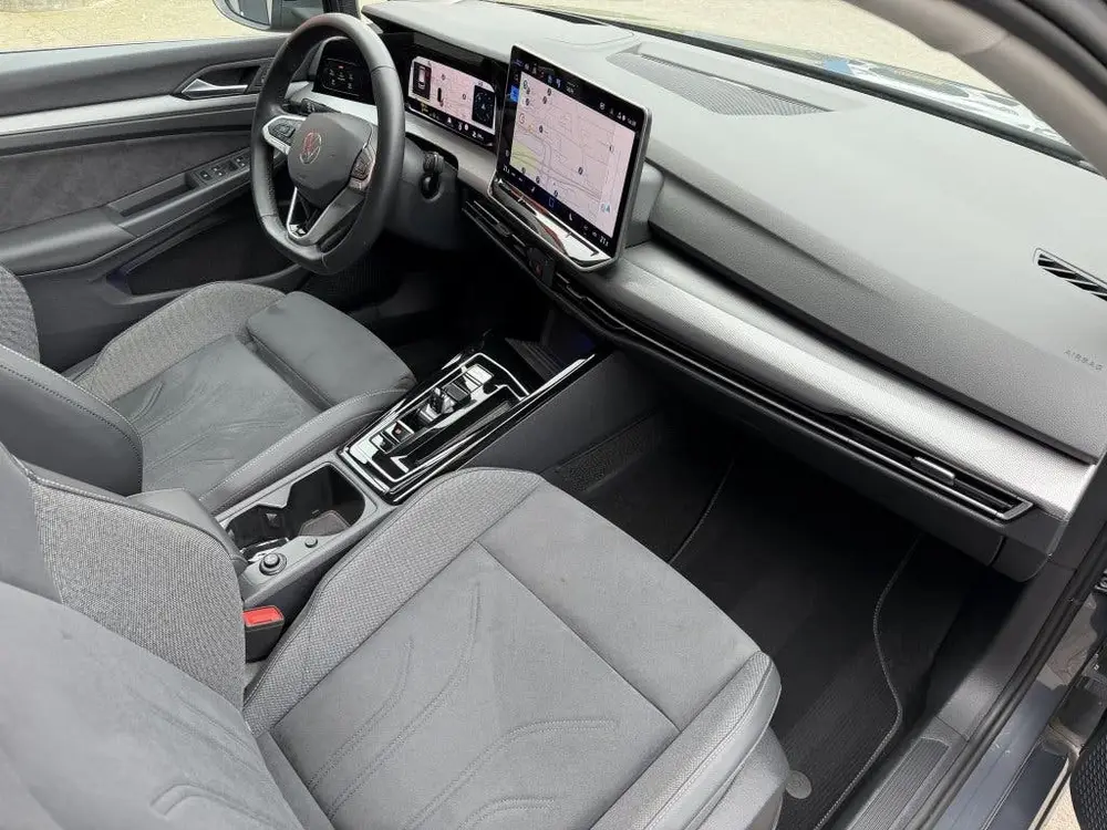 Volkswagen Golf Variant 1.5 eTSI Style 150Pk Pano 360 Camera uit 2024, foto 17