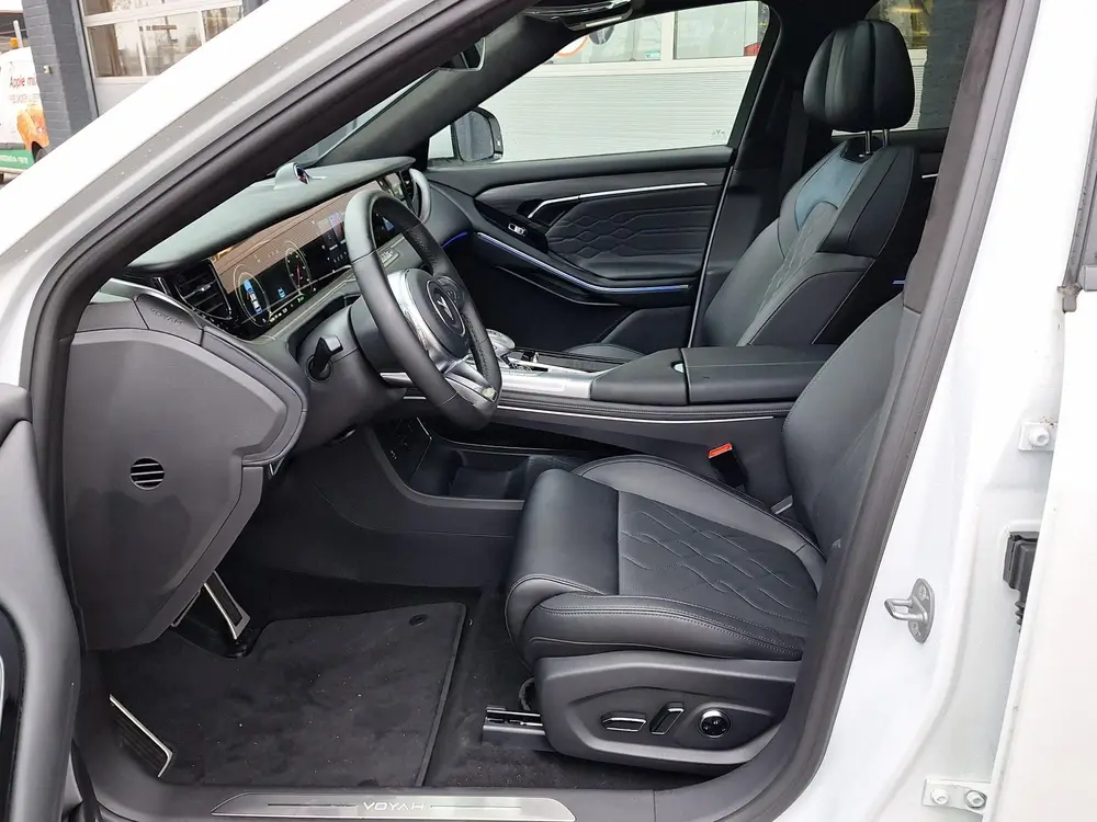 Voyah Free Limited Edition Business 4WD 106 kWh | Black Line uit 2026, foto 5