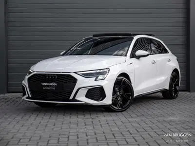 Audi A3 40 TFSI e S-Line Pano RS-Stoelen Massage S uit 2022