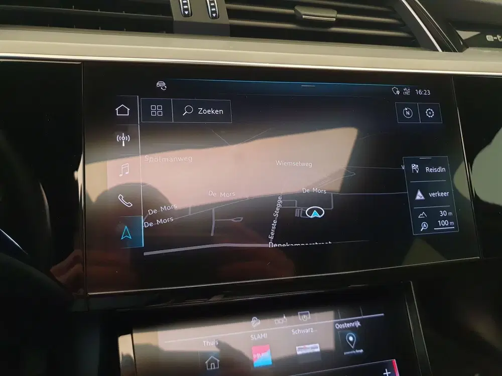 Audi e-tron 55 quattro S-Line 95 kWh Trekhaak uit 2020, foto 12