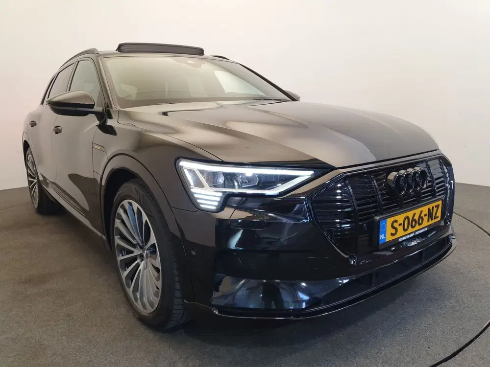 Audi e-tron 55 quattro S-Line 95 kWh Trekhaak uit 2020, foto 5