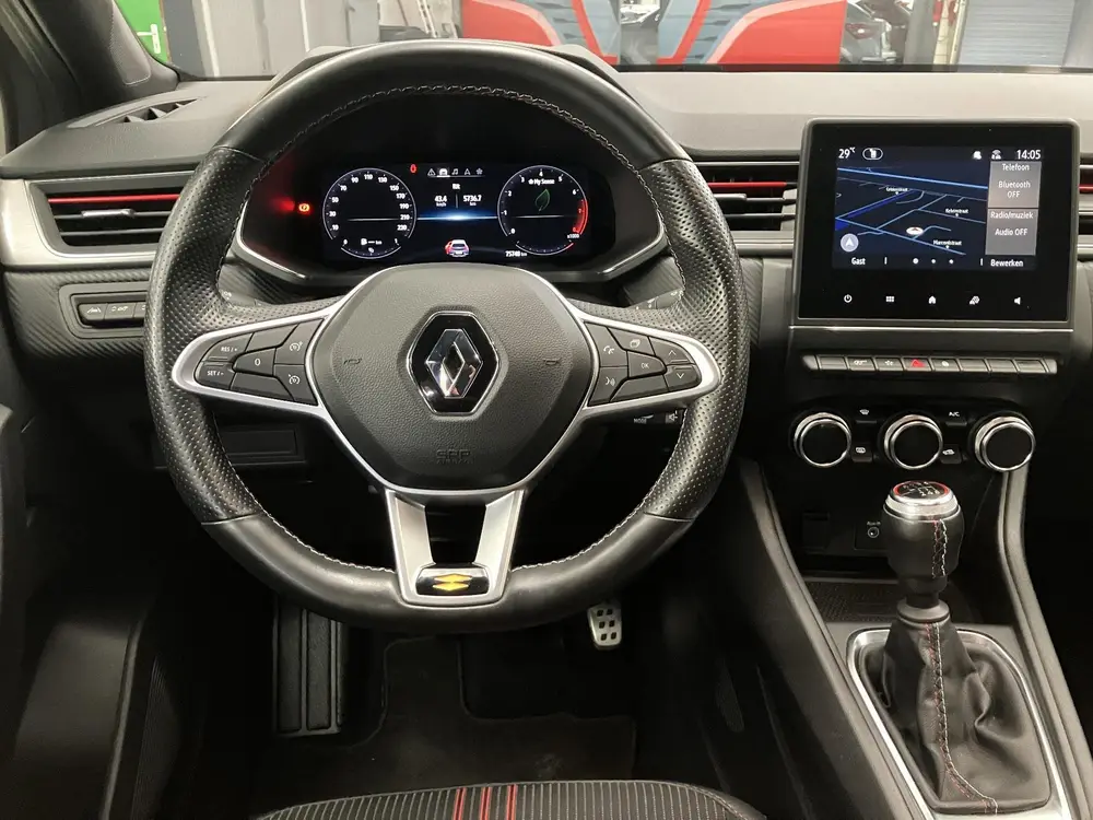 Renault Captur 1.0 TCe 90 R.S. Line uit 2022, foto 2