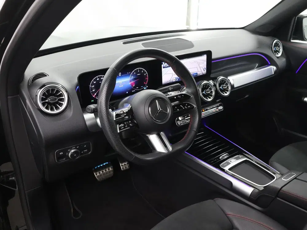 Mercedes-Benz GLB 180 AMG Line uit 2024, foto 7