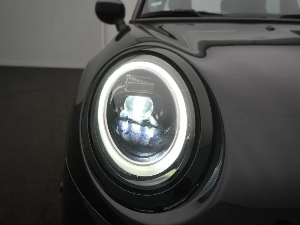 Mini Cooper 1.5 Cooper Camden Plus Edition uit 2022, foto 11