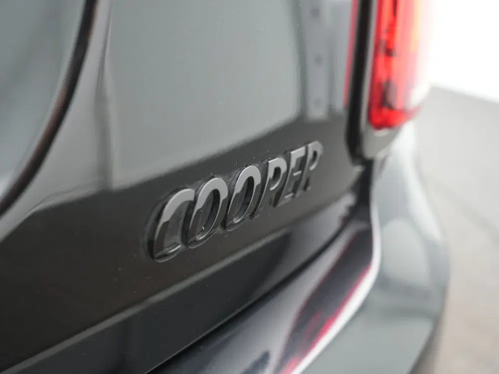 Mini Cooper 1.5 Cooper Camden Plus Edition uit 2022, foto 9