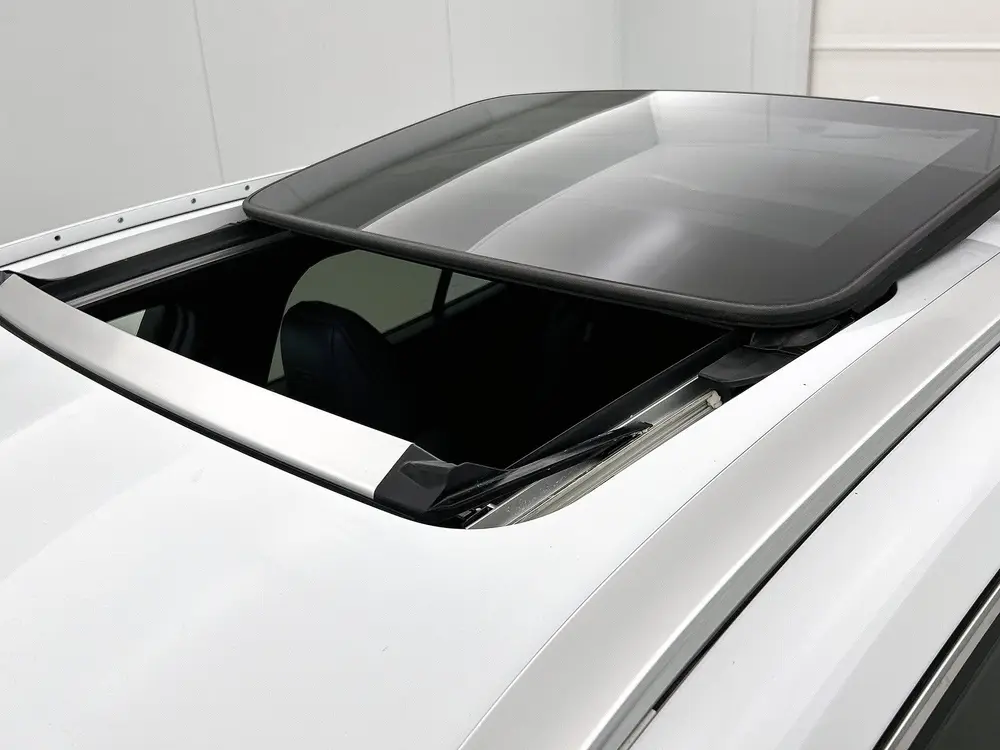 Lexus UX 250h F Sport Line | Schuif-Kanteldak | Leder | PDC uit 2020, foto 13