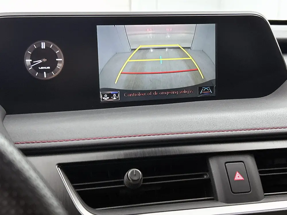 Lexus UX 250h F Sport Line | Schuif-Kanteldak | Leder | PDC uit 2020, foto 9