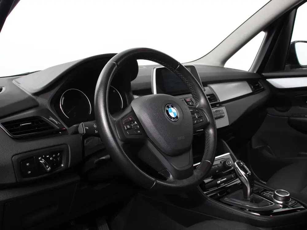 BMW 2-Serie 218i Automaat Corporate Lease Execut uit 2019, foto 2