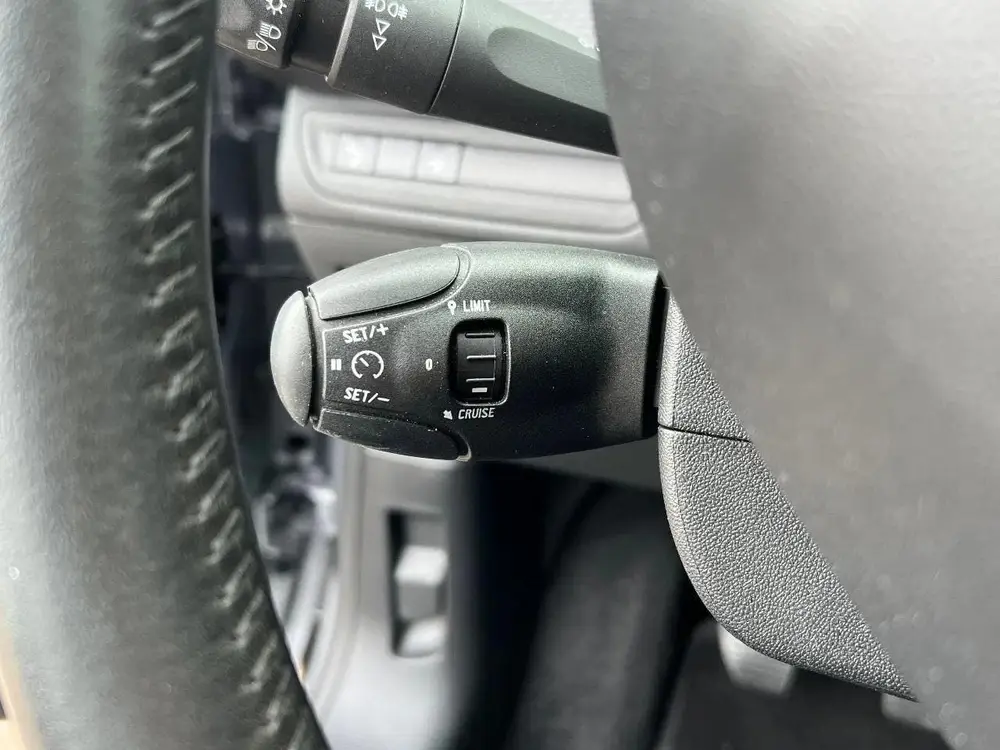Peugeot 2008 1.2 PureTech | NL auto | Panoramadak | Trekhaak uit 2019, foto 12