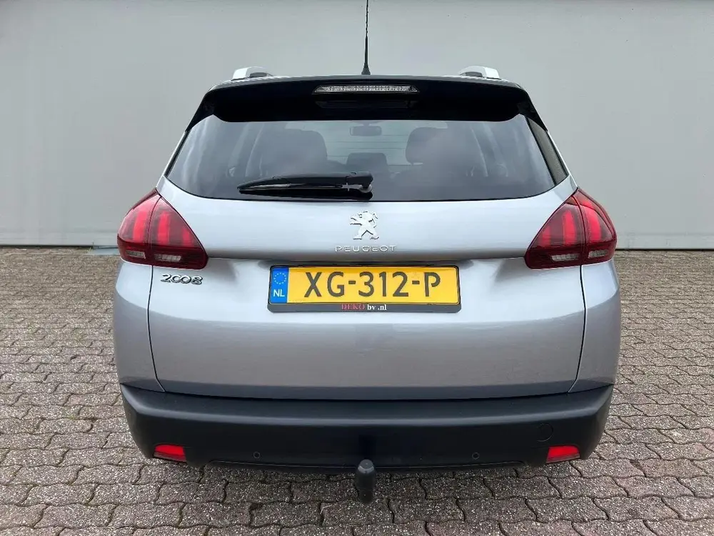 Peugeot 2008 1.2 PureTech | NL auto | Panoramadak | Trekhaak uit 2019, foto 18