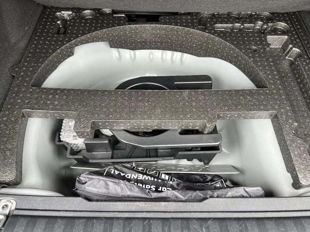 Peugeot 2008 1.2 PureTech | NL auto | Panoramadak | Trekhaak uit 2019, foto 20