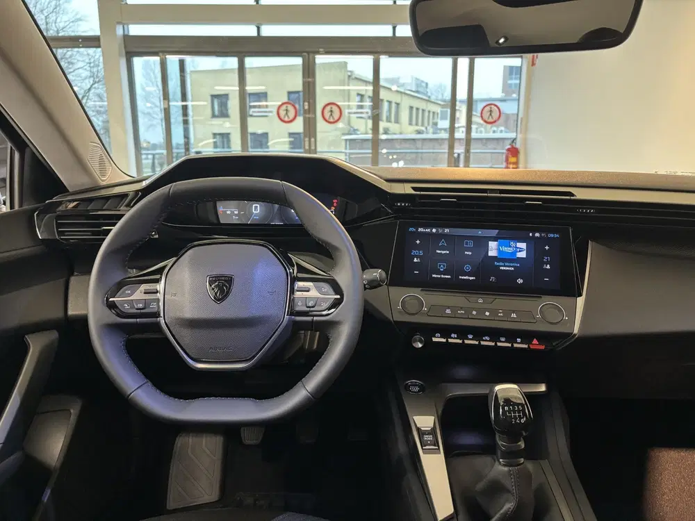 Peugeot 308 1.2 Turbo Active Pack Business Navigatie uit 2025, foto 14