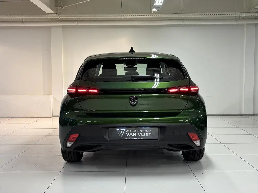 Peugeot 308 1.2 Turbo Active Pack Business Navigatie uit 2025, foto 6