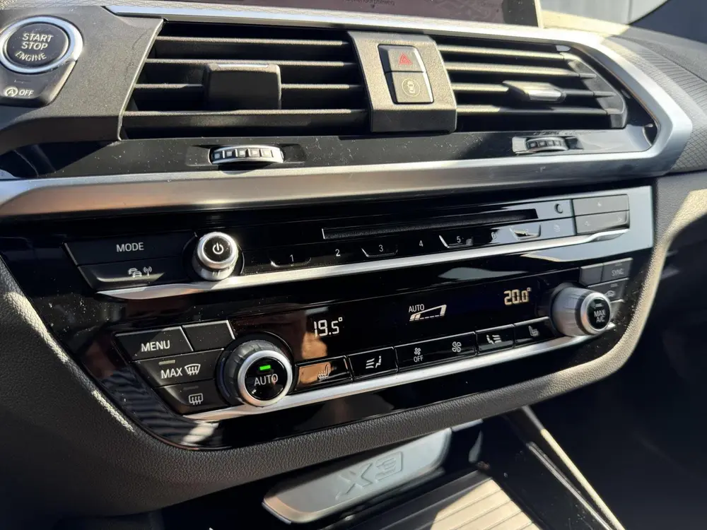 BMW X3 xDrive20i High Executive M Sport uit 2019, foto 12