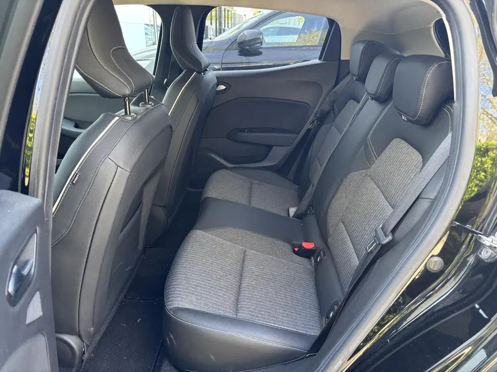 Renault Clio 1.0 TCe Intens uit 2020, foto 8