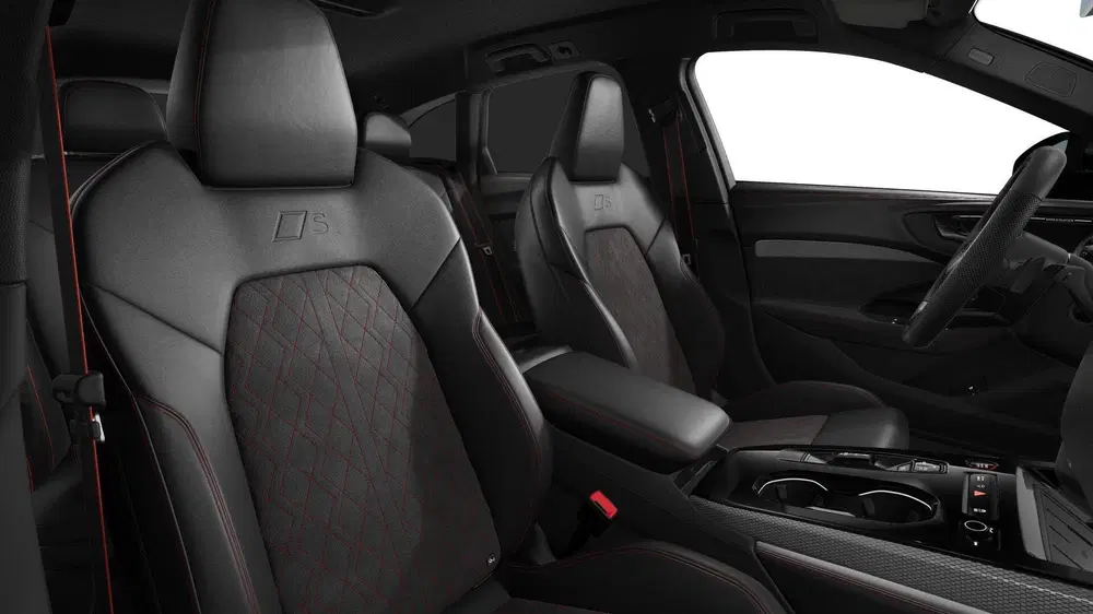 Audi A5 2.0 e-hybrid quattro S edition Competition uit 2026, foto 4
