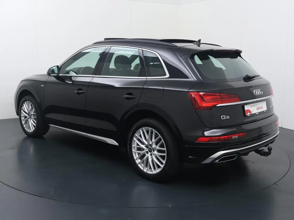 Audi Q5 55 TFSI e S edition Competition uit 2024, foto 4