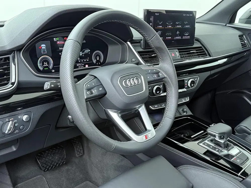 Audi Q5 55 TFSI e S edition Competition uit 2024, foto 6