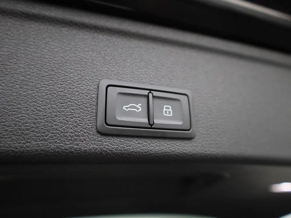 Audi A4 40 TFSI 204pk S edition uit 2022, foto 14
